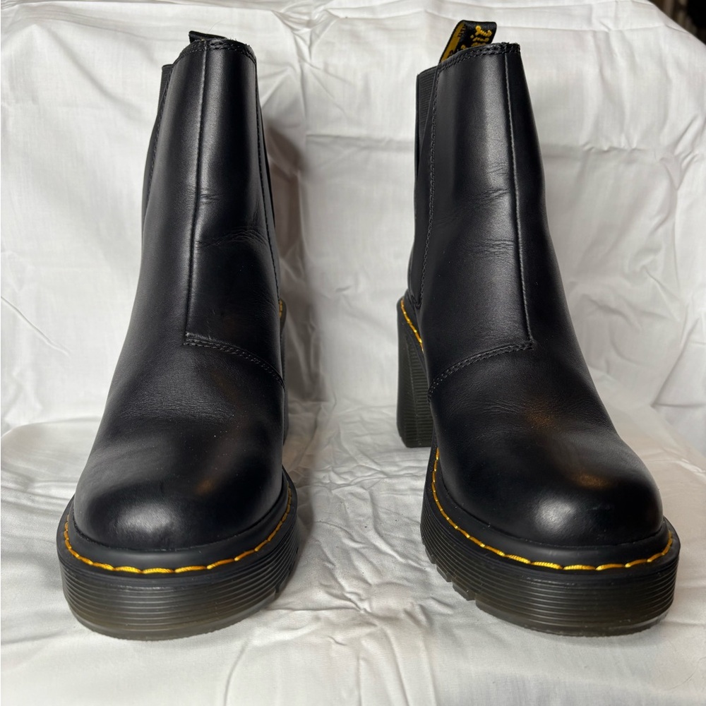 Dr. Martens Spence Flared Heel Chelsea Boot size 8. Worn once. Box included.